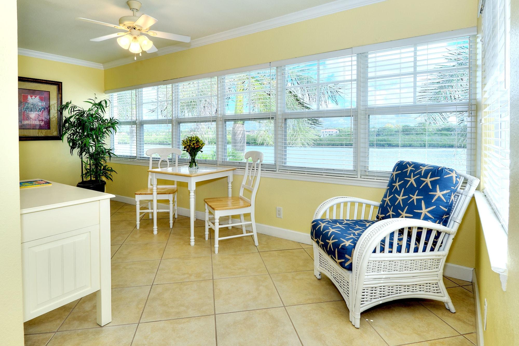Barefoot Beach Resort Clearwater Beach Exterior photo