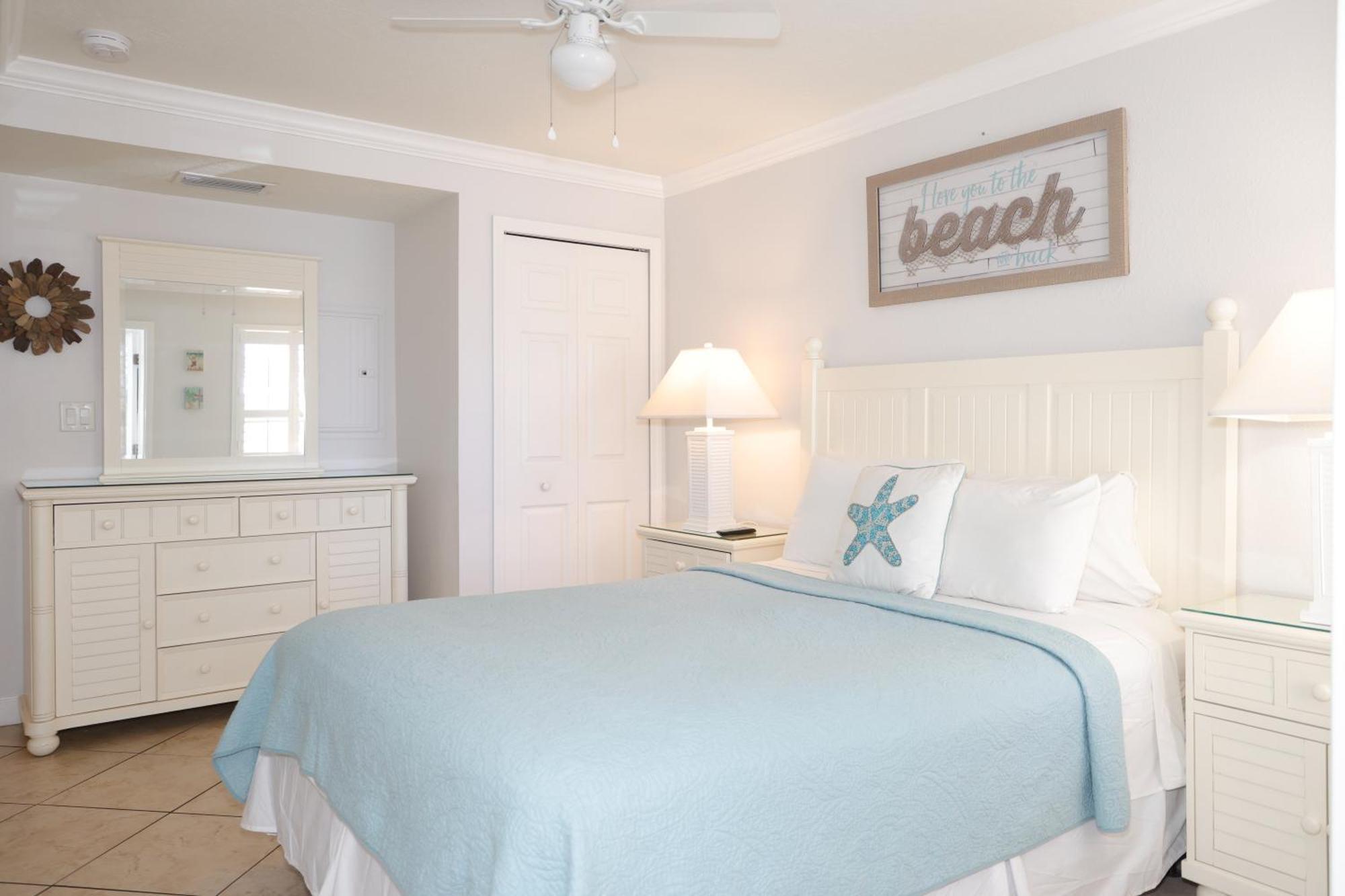 Barefoot Beach Resort Clearwater Beach Exterior photo